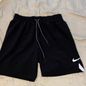 Nike Men's Black swim trunk  Shorts